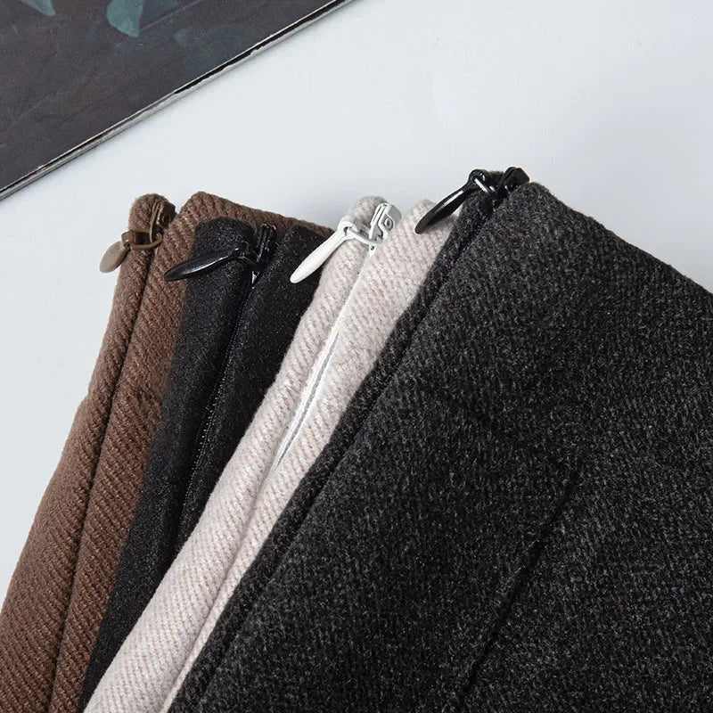 Pleated Zippered Woolen Mini Skirt