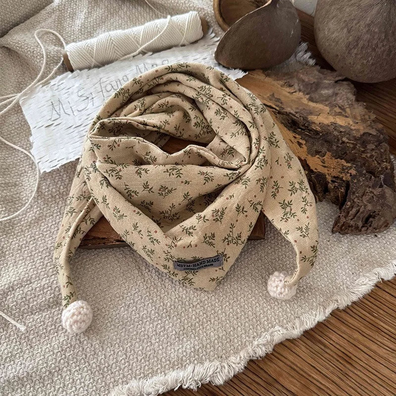 Winter Warm Windproof Triangle Scarf with Floral Print