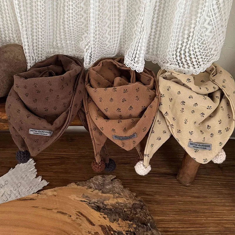 Winter Warm Windproof Triangle Scarf with Floral Print