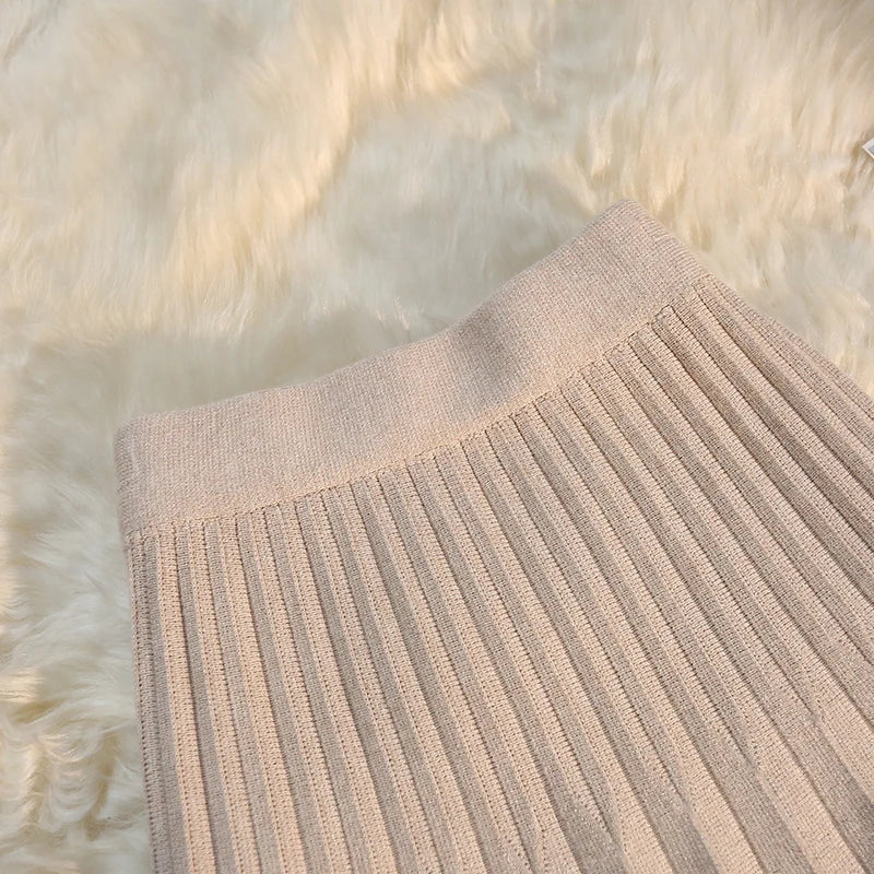 Knit Pleated Short Skirts