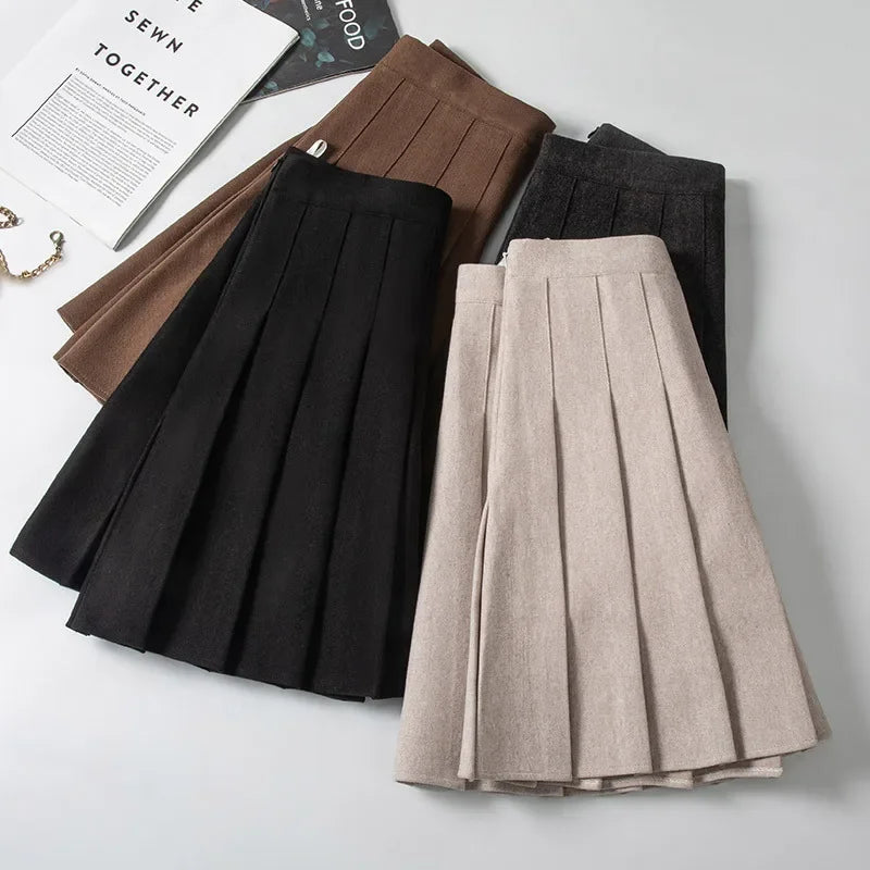 Pleated Zippered Woolen Mini Skirt