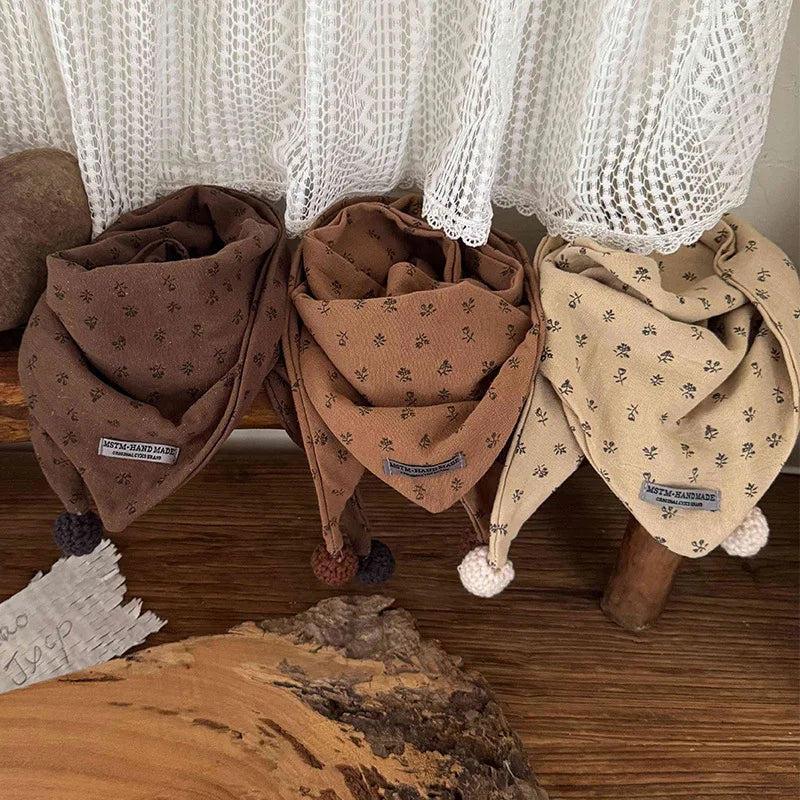 Winter Warm Windproof Triangle Scarf with Floral Print