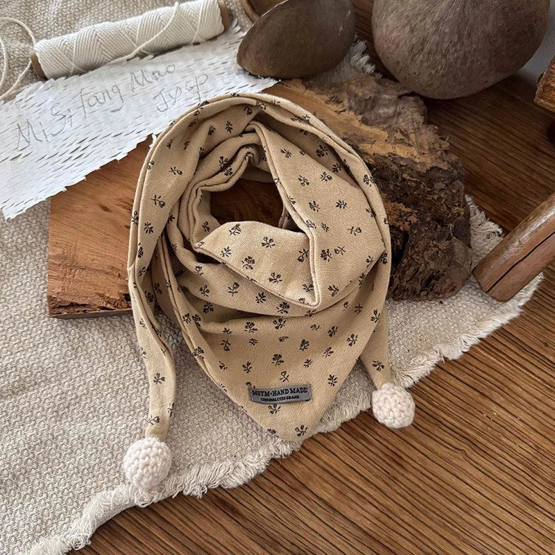 Winter Warm Windproof Triangle Scarf with Floral Print