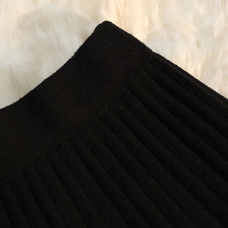 Knit Pleated Short Skirts