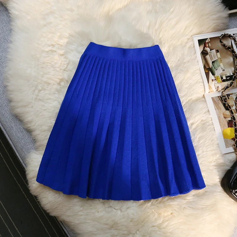 Knit Pleated Short Skirts