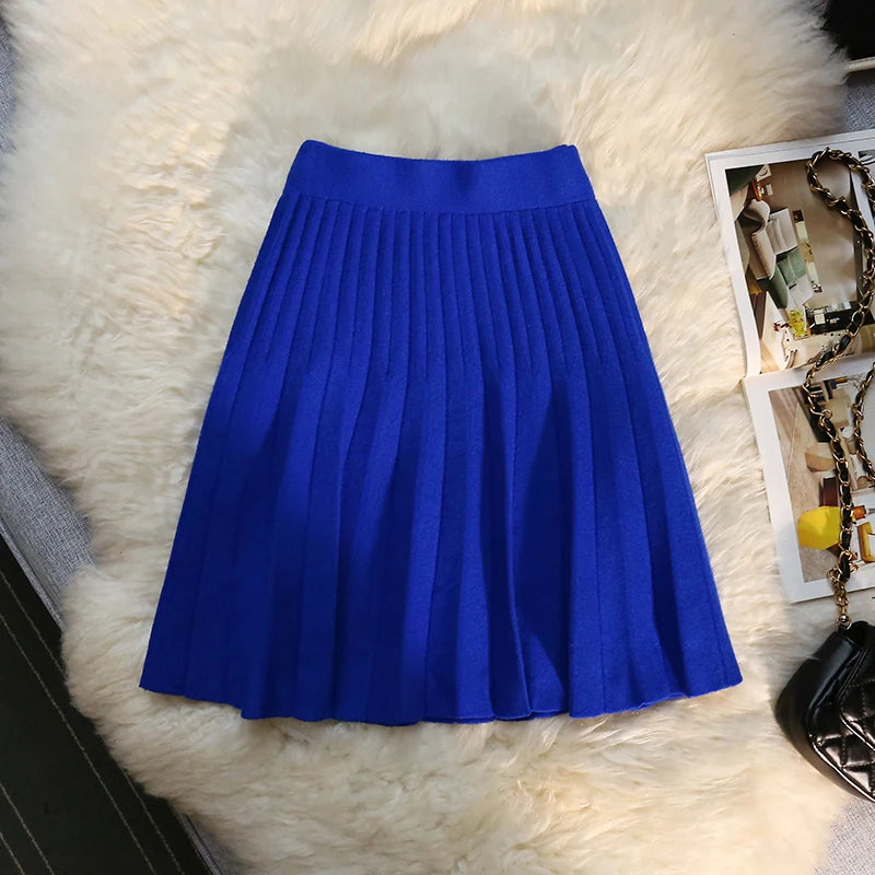 Knit Pleated Short Skirts