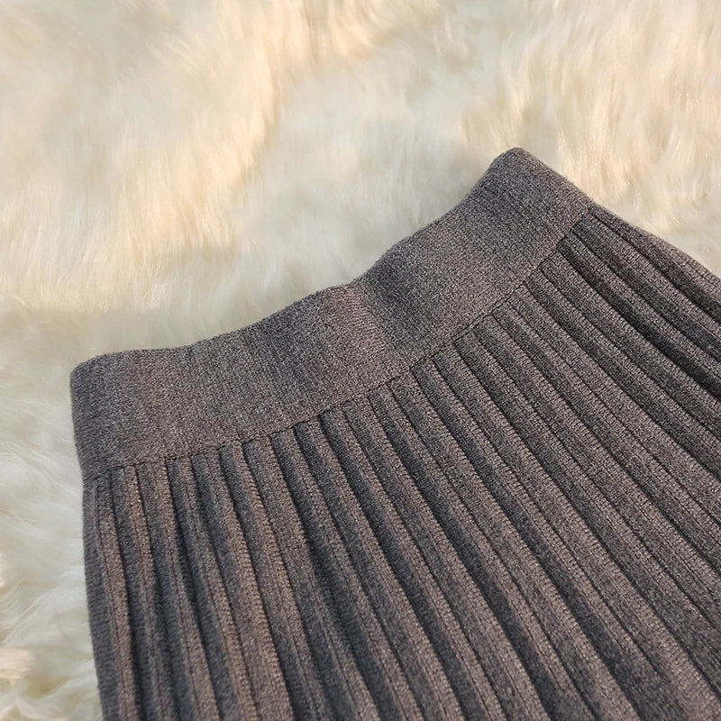 Knit Pleated Short Skirts